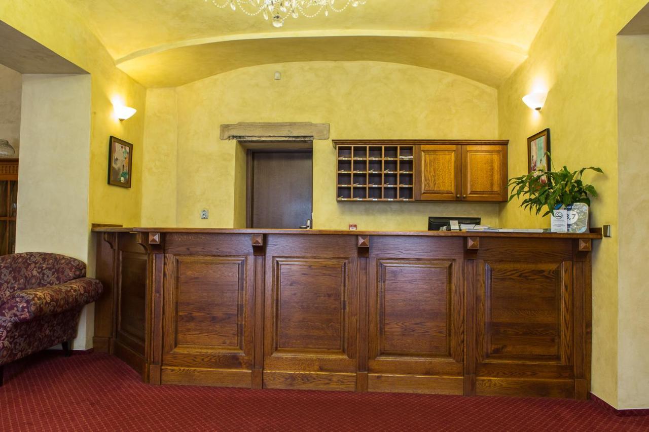 Hotel Rous Plzen Bagian luar foto